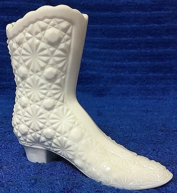 Vintage Fenton Daisy And Button Milk Glass Small Victorian Decorative Boot Shoe