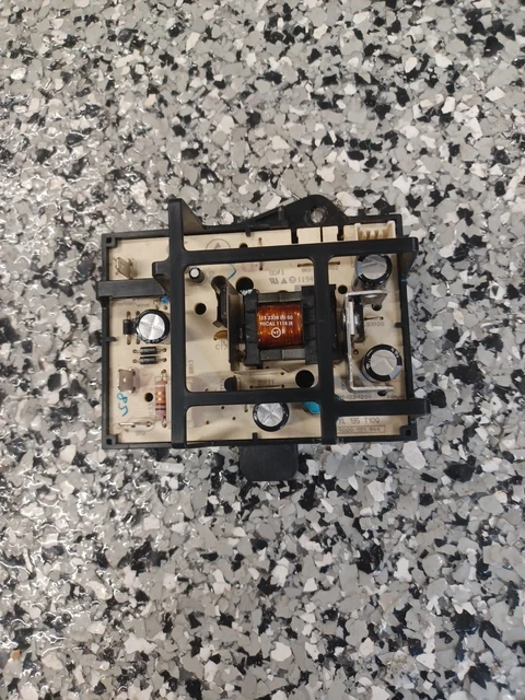 Bosch Range Relay Board Part # 52338-73 - Used