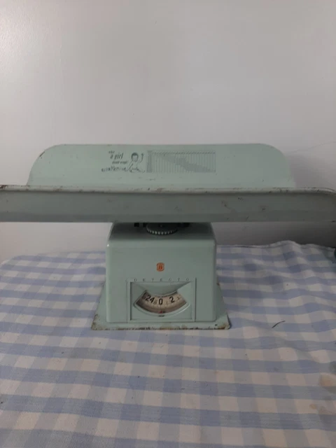 Vintage Detecto (25Lbs) Baby Scale ~ Made In Usa, With Boy / Girl Weight Charts