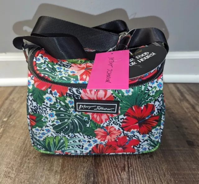 new nwt BETSEY JOHNSON Cube Lunch Tote Red Mulberry Flowers Floral #A28