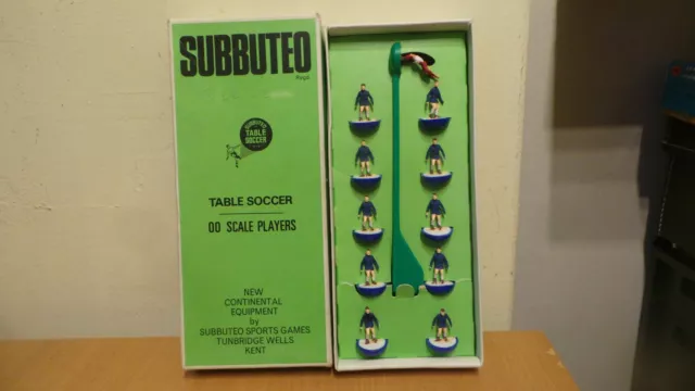 Subbuteo  Hw Team Ref: 42 Chelsea Boxed With Original Number Sticker