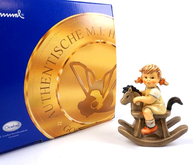 Goebel Hummel Figur Hum 2021 Kann schon reiten - 10,5 cm - Top in OVP - ZY13125