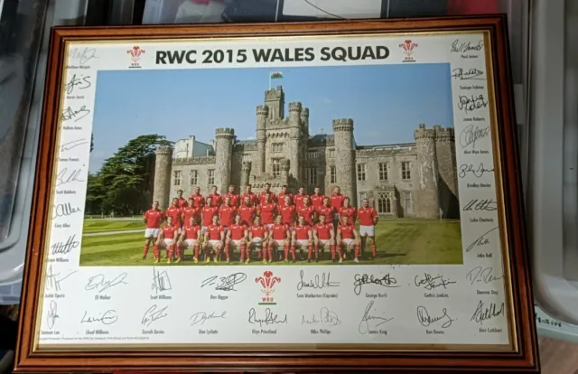 WALES RUGBY 2015 World Cup SQUAD AUTOGRAPH SIGNED PHOTO POSTER PRINT Framed
