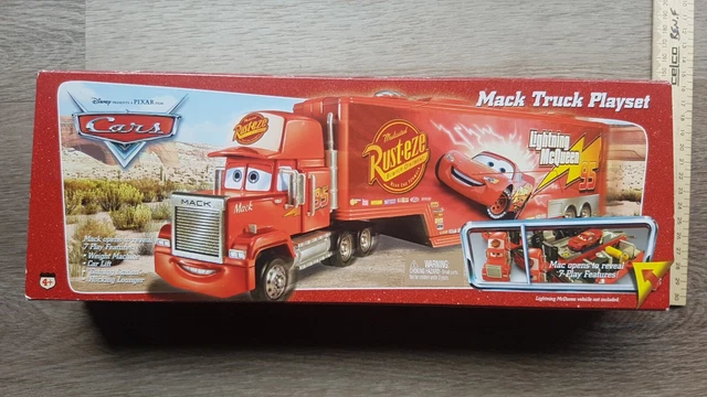 DISNEY PIXAR CARS Mack Superliner Playset Truck Hauler Opening