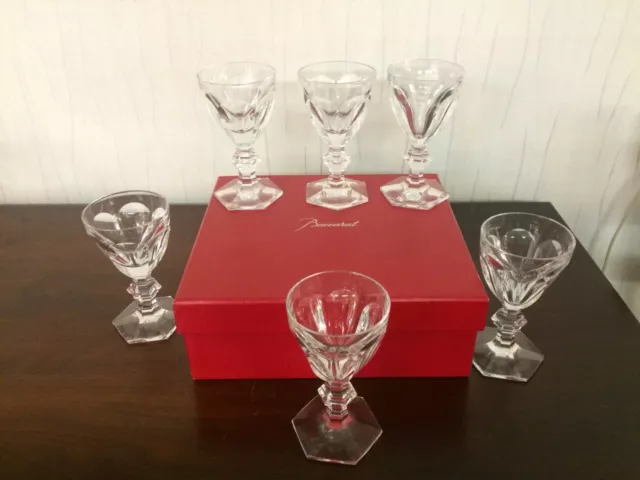 60 Verres à Vin blanc Service Harcourt en cristal de Baccarat (prix à la pièce) 4