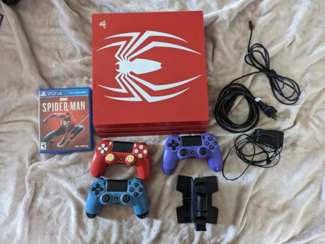 PLAYSTATION PS4 PRO 1 TB + MARVEL'S SPIDER-MAN