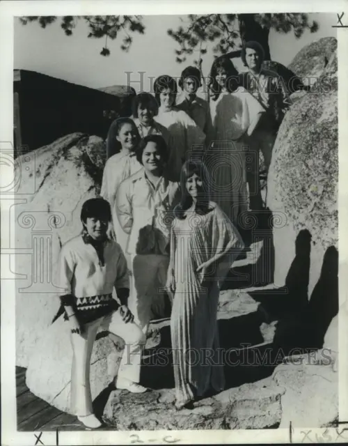 1973 Press Photo Members of the Evalani Polynesian Revue - nop26297