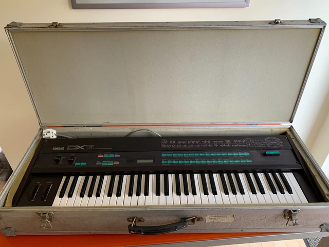 Dx7 Module YAMAHA DX7 MK1 synthesizer plus Flight Case plus modules £425.00 ...