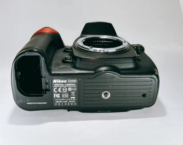 【Excellent+++】Nikon D200 10.2 MP Digital SLR Camera Black from Japan #53-2 9