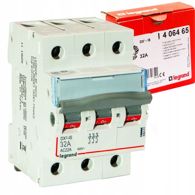 Switch disconnector main switch 3p 32A FR / #Z M1Q 0022