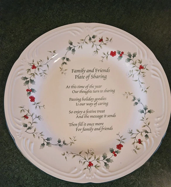 Pfaltzgraff Winterberry 12"  Family and Friends Plate of Sharing Cookie Plate