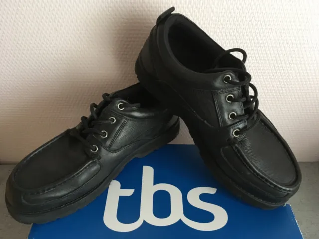Chaussures TBS noir en cuir pour HOMME pointure 44 (valeur neuf 90 Euros) TBE