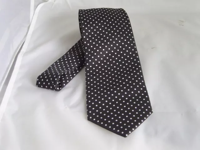 (020) Cravatta a pois argento da uomo classica 100% seta nera con pois argento - 3,3" = larghezza 8 cm