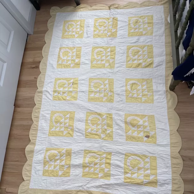 Vintage Hand Made Quilt 69X47 1/2 Yellow White Basket  Pattern Scalloped Edge