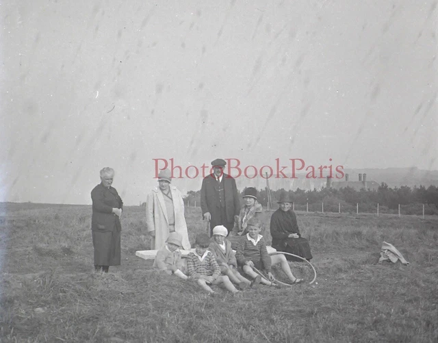 France Famille c1935 Photo NEGATIVE Plaque de verre Stereo Vintage V33L24n7
