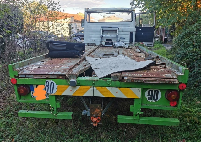 Camion Dépanneuse poids lourd OM 314 MERCEDES BENZ L608 D 608D Face Plate 3