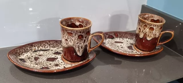 Vintage Fosters Pottery Brown Honeycomb 2 X  Mug & Plate Saucers.  Unused