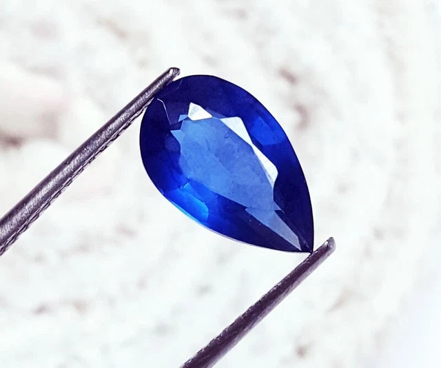 Naturel Topaze Bleu Londres Poire Forme 4.50 CT Ggl Certifié Desseré Gemme