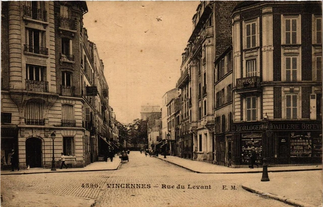 CPA AK VINCENNES Rue du Levant (672290)