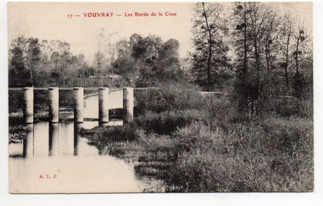 VOUVRAY - Indre & Loire- CPA 37 - les bords de la Cisse