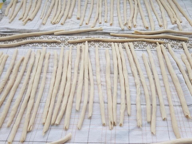 Maccheroni Siciliani Con  busa Fatti A Mano Prodotto artigianale 1kg