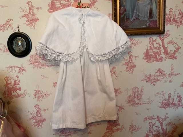 Ancienne petite robe de poupee d'occasion