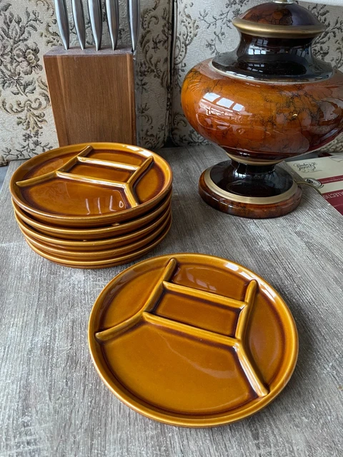 6 Assiettes à Compartiments Le Creuset En Faïence - Années 70 - Grande Taille