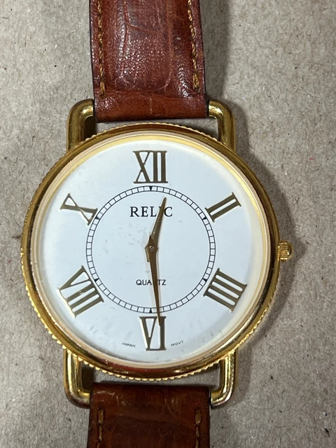 Relic by Fossil Analog Display Leather Watch - Needs Battery Replacement