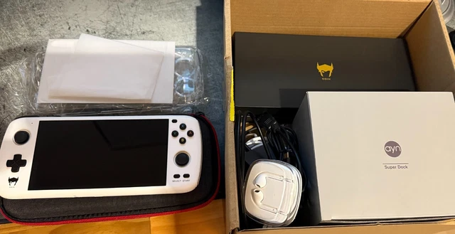 Ayn Odin Pro 128GB スーパーパック (white) - 家具