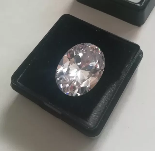 Diamant Ovale Coupe Grand non Chauffé Pierres Précieuses AAAA+ 15,50 CARATS
