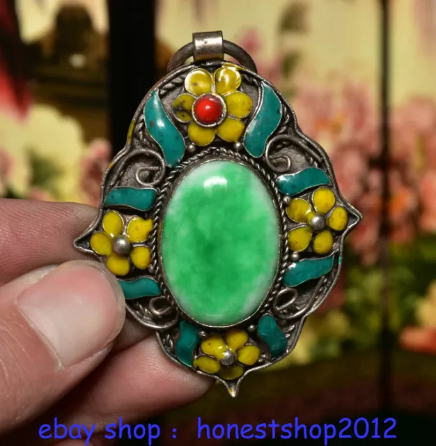 2,2 'altes chinesisches Silber Cloisonne Inlay Grüne Jade Blume Anhänger Amulett