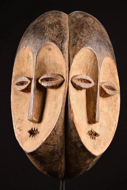 20157 African Old Mahogwe Mask / Mask Gabon