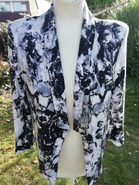 Beautiful Roman -size 12 Long Sleeve Floral Print  Soft Jacket