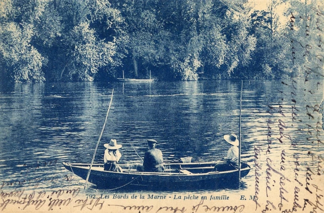 *24687 cpa Les Bords de la Marne - family fishing