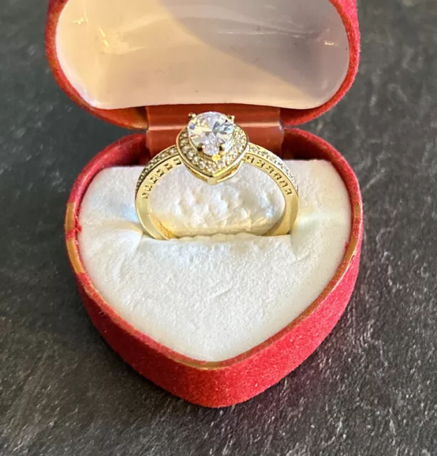 Goldring 14k mit synthetischem Diamanten, sehr edel,NEU!