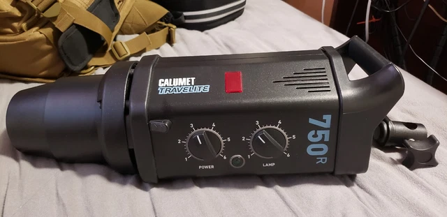 Bowens Calumet Travelite 750r Monolight CE-2510 Radio