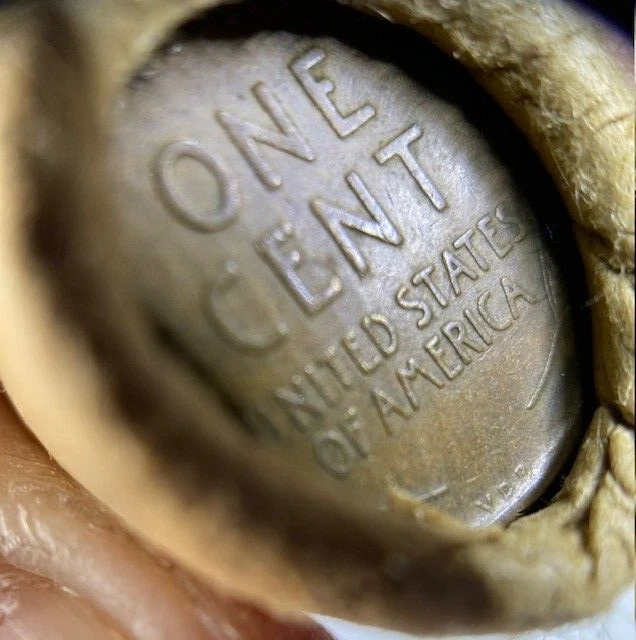 ESTATE old penny roll of Lincoln cent wheat.  1909 - 1909 VDB ends.  Maybe IH's. 2