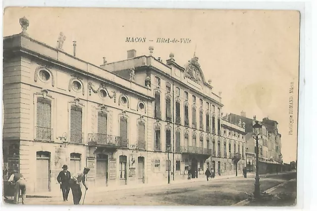 71 Macon , Hotel De Ville