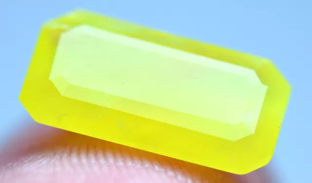 1.40 CT Ultra Rare Transparent Top Yellow Color Serpentine Rare Cut Gemstone@PAK