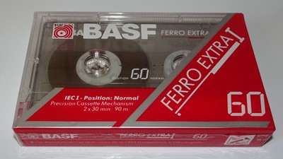 *** LOT DE DEUX CASSETTES AUDIO VIERGES BASF FERRO EXTRA I 60 *** 