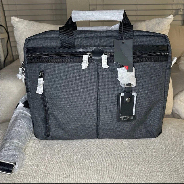 極美品 TUMI Densmore Medium Top Zip Brief TUMI DENSMORE MEDIUM Top Zip Brief Business Bag Briefcase