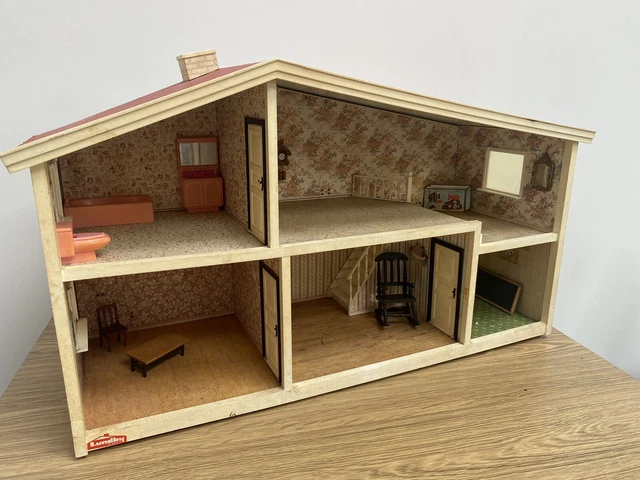 LUNDBY OF SWEDEN Dolls House With Some Furniture VINTAGE