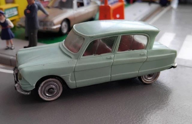 Norev 1/18 Citroën AMI Super 1974 – Blanche – Street – Miniature Neuve Sous Boîte