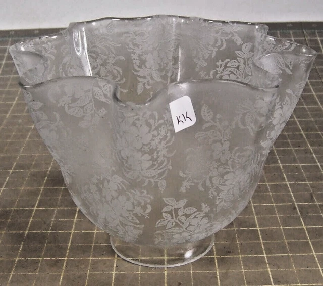 Vintage Ruffled Frosted Floral Design Glass Lamp Light Shade 2 1/4" Fitter kk I