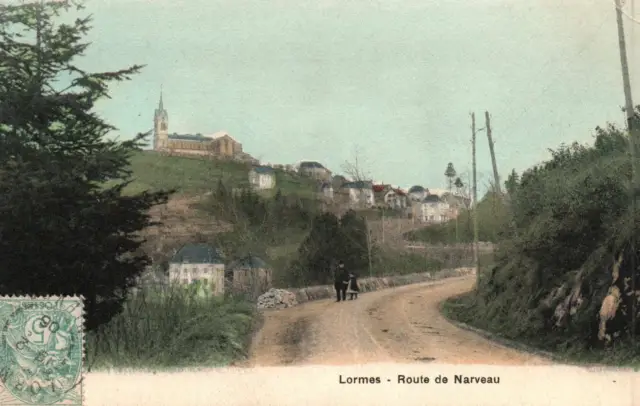 CPA 58 - LORMES (Nièvre) - Route de Narveau (petite animation)