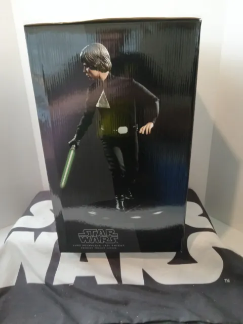 Luke Skywalker Jedi Knight PREMIUM Format 1/4 STAR WARS SIDESHOW NEW EXCLUSIVE 2