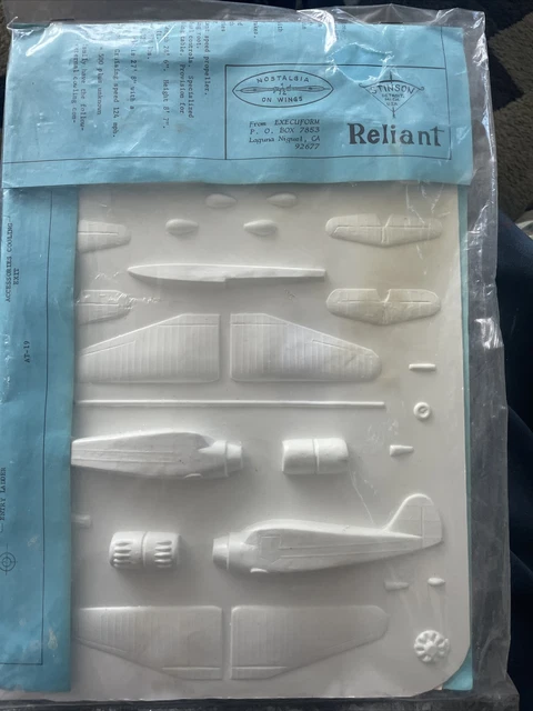 1/72 Execuform Stinson Reliant