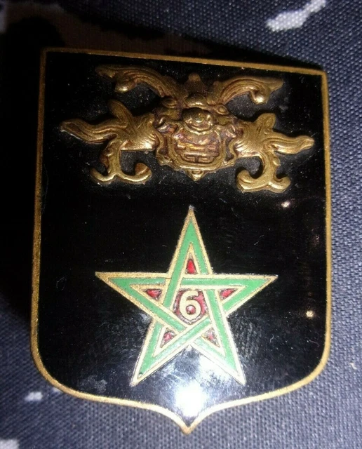 MIGNALU / L'AFRIQUE RARE PLAQUETTE LES SPAHIS EN FONTE D