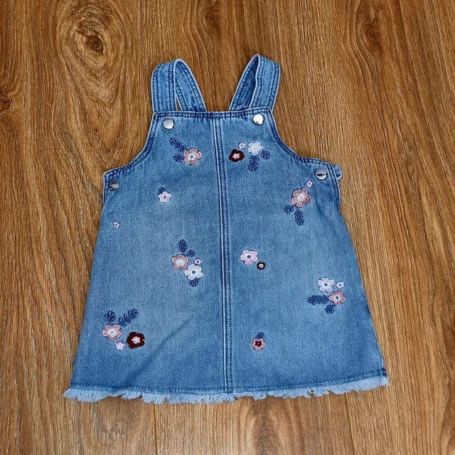 #33 Enorme pacchetto di abiti estivi per bambine età 9-12 mesi pantaloncini con pappe top 7