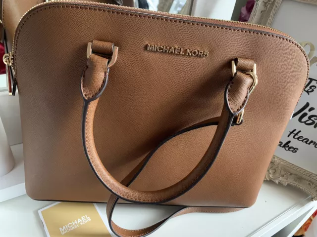 AUTHENTIQUE - MICHAEL KORS cuir marron sac Cindy neuf et étiquettes